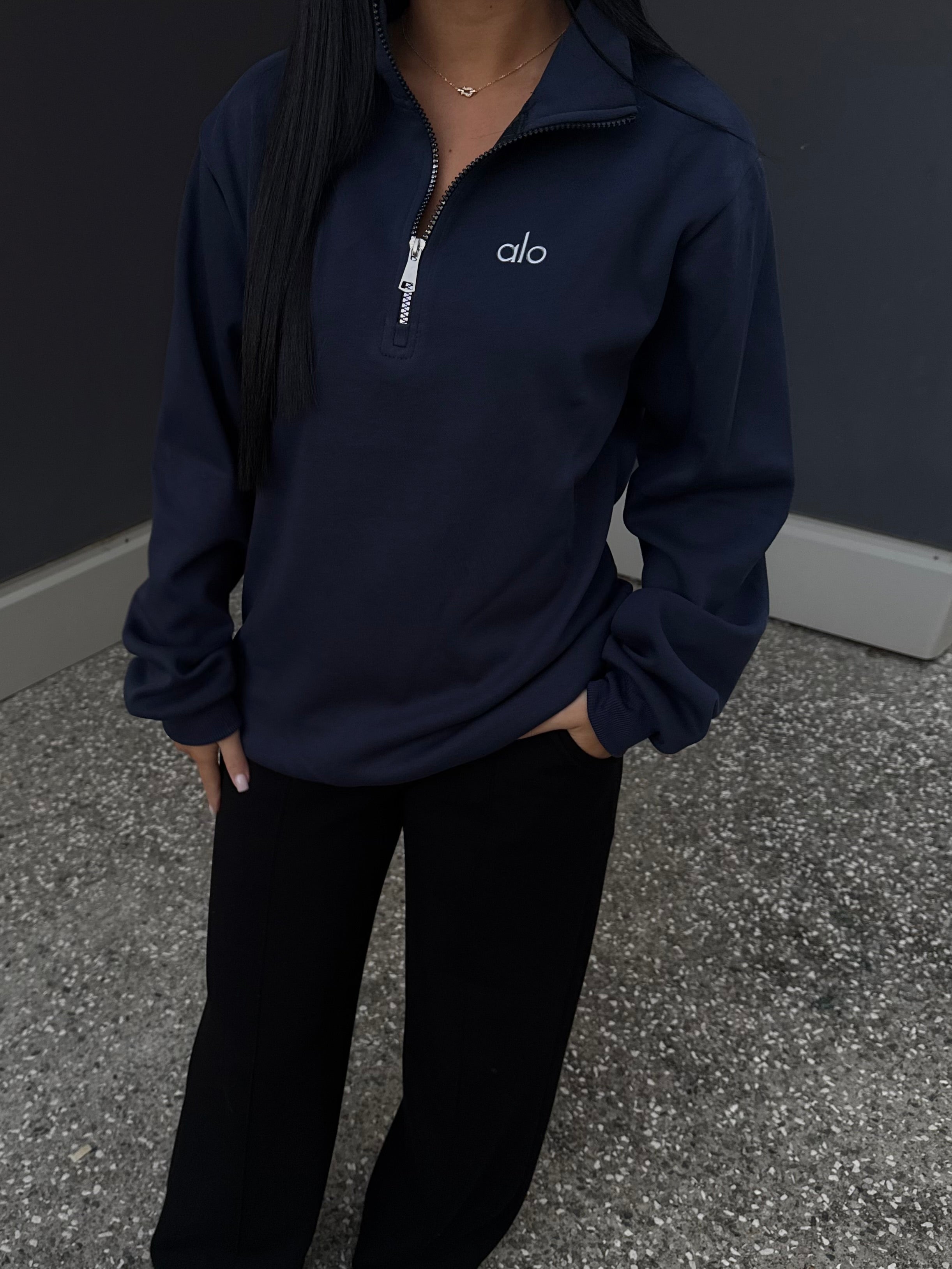 PULL ZIPPÉ BLEU NUIT