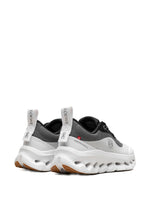 Cloud On x Loewe Noir & Blanc