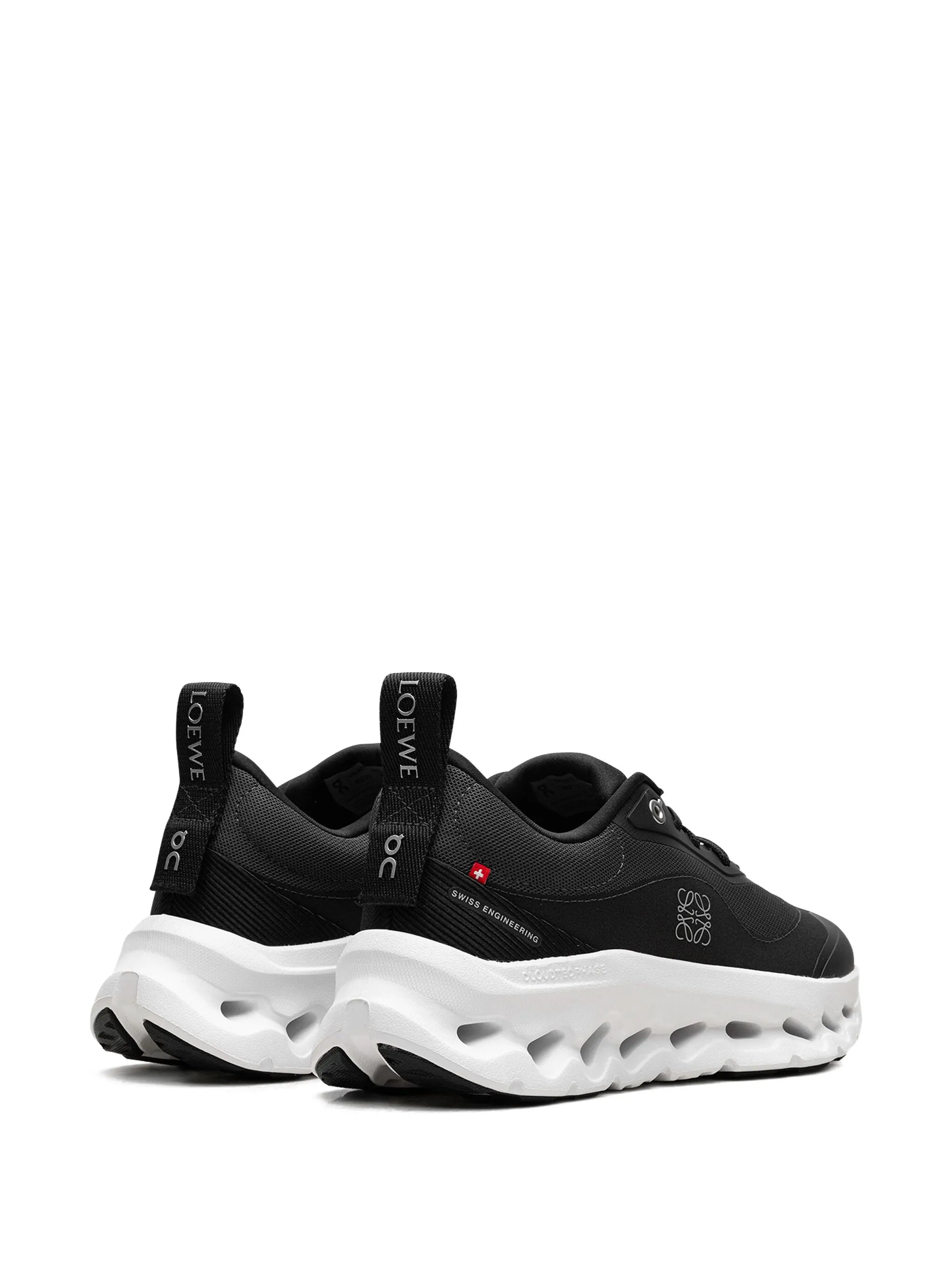Cloud On x Loewe Noir