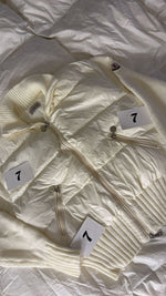 M WHITE FALL JACKET