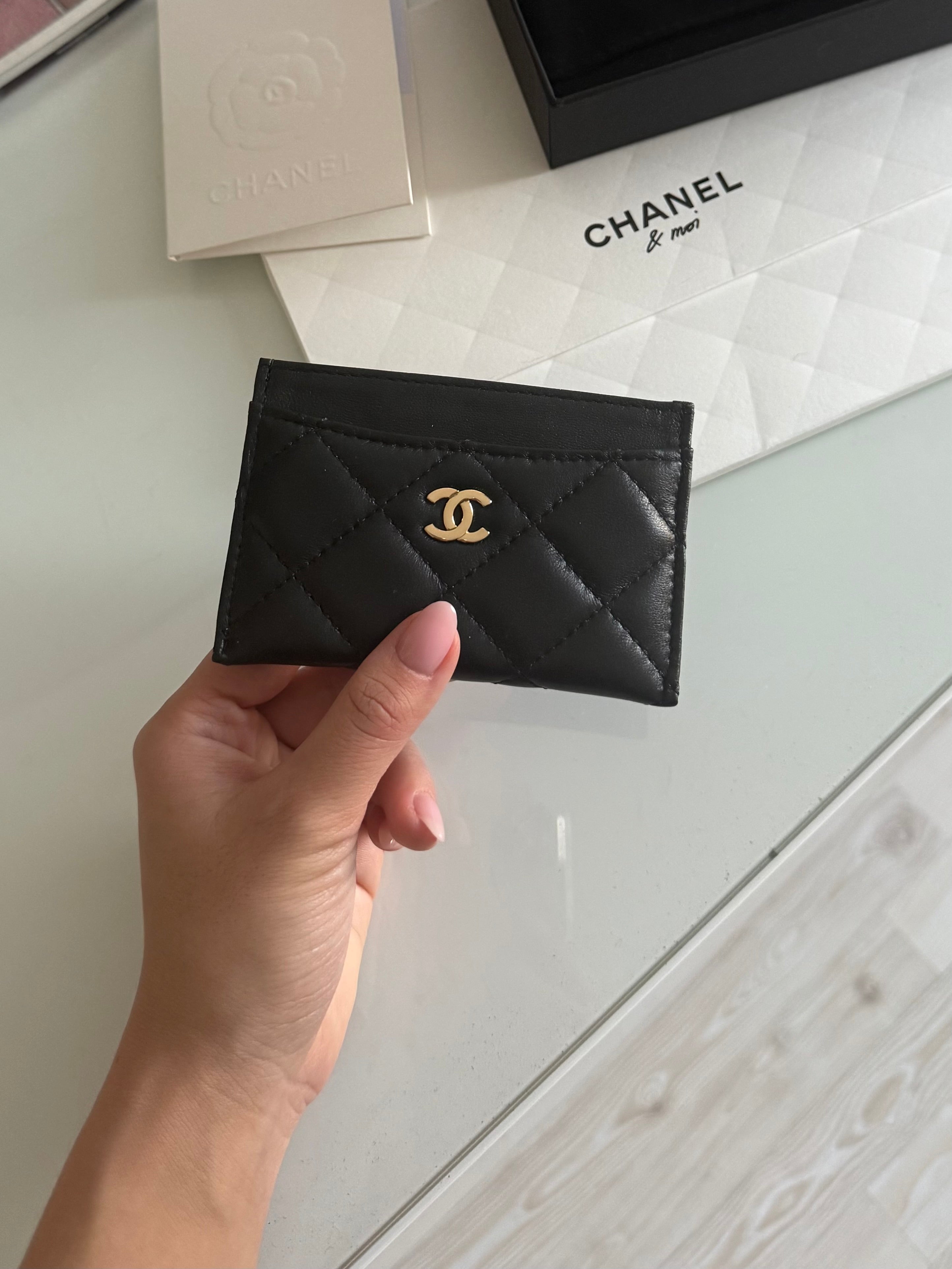 PORTE-CARTES NOIR ET DORÉ