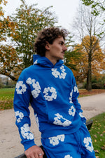 DT THE COTTON WREATH HOODIE ROYAL BLUE