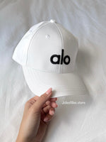 CASQUETTE BLANCHE NOIRE*